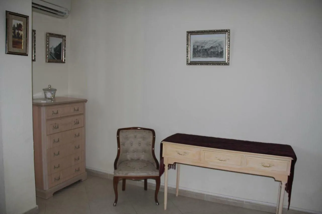 ** Panzió B&B Casa Flamenca Purchil Spanyolország